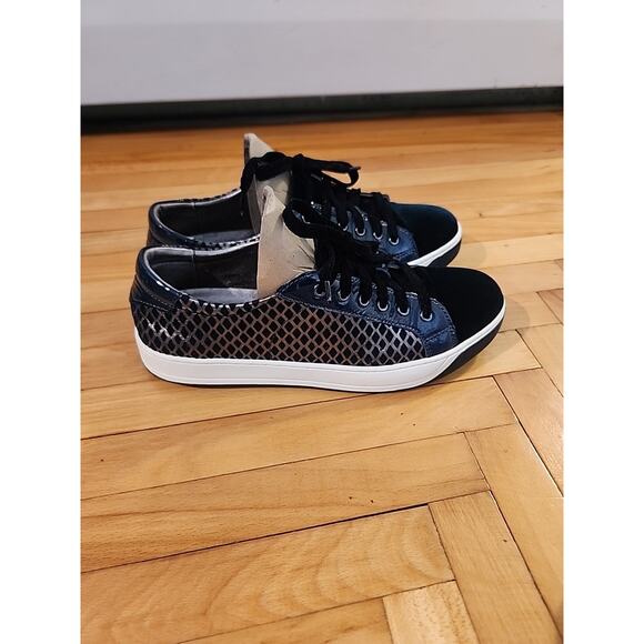 Johnston & Murphy Emerson Green Velvet Lace Up Sneaker 78-18100 7M Blue - Picture 4 of 9